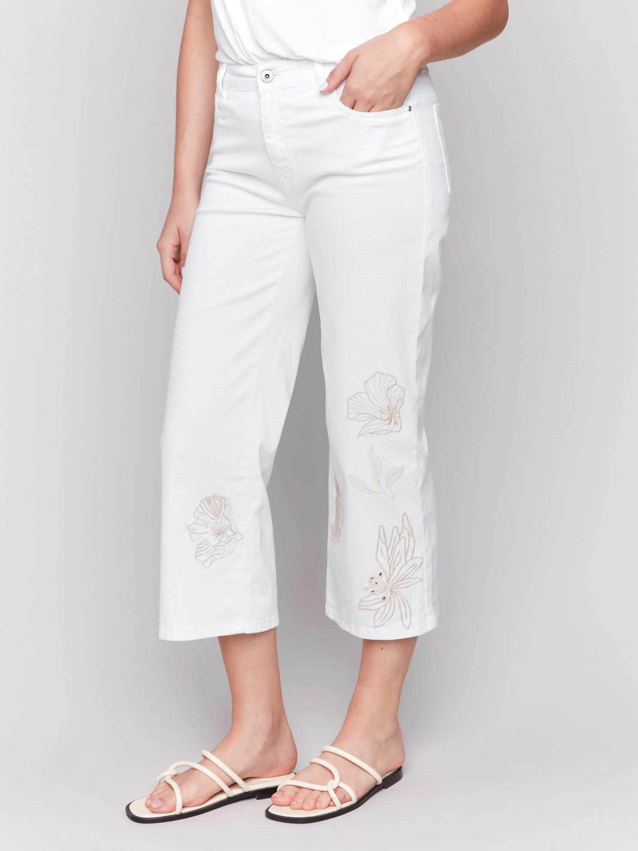 Floral Embroidered Cropped Flare Twill Pants - White
