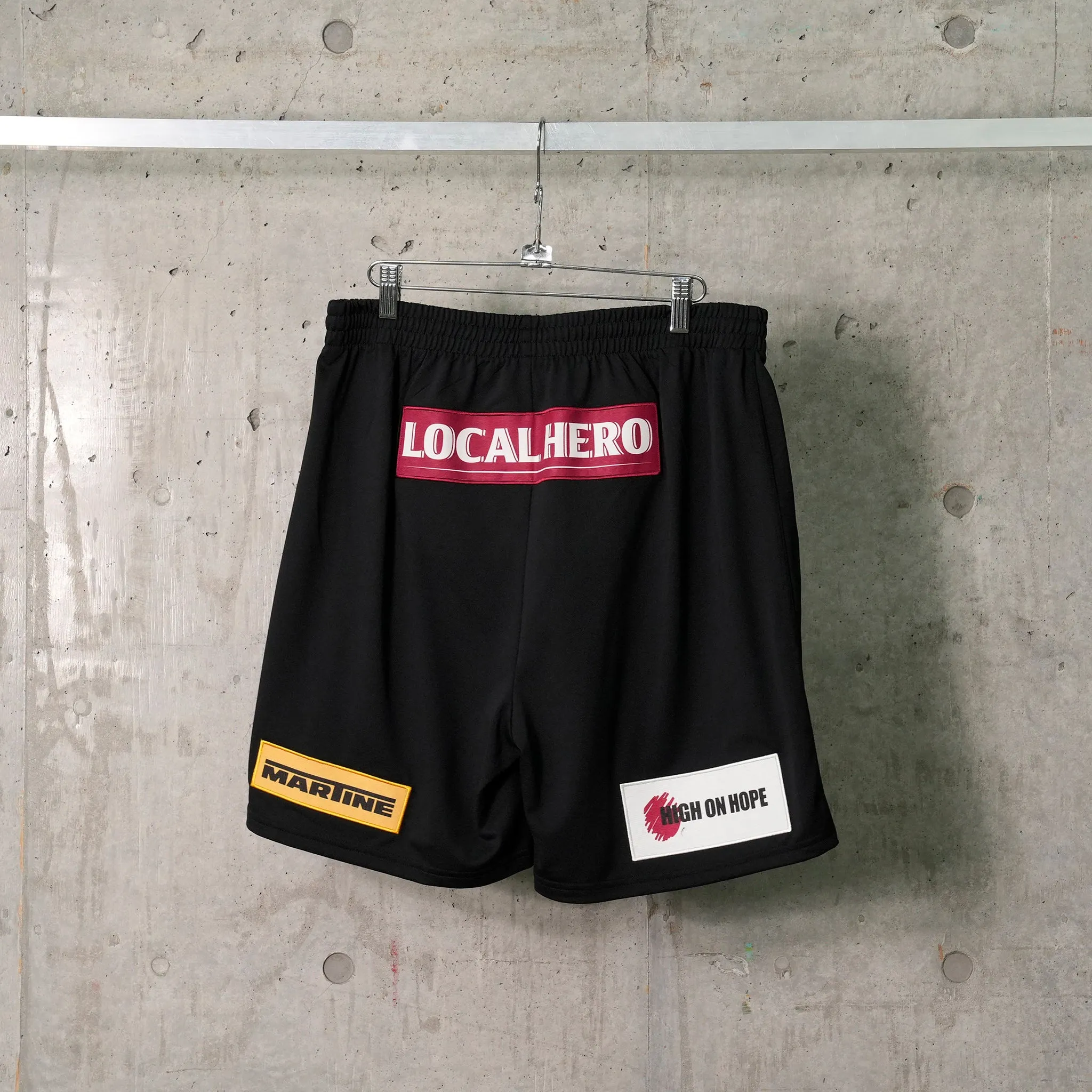 FOOTBALL SHORTS / BLACK
