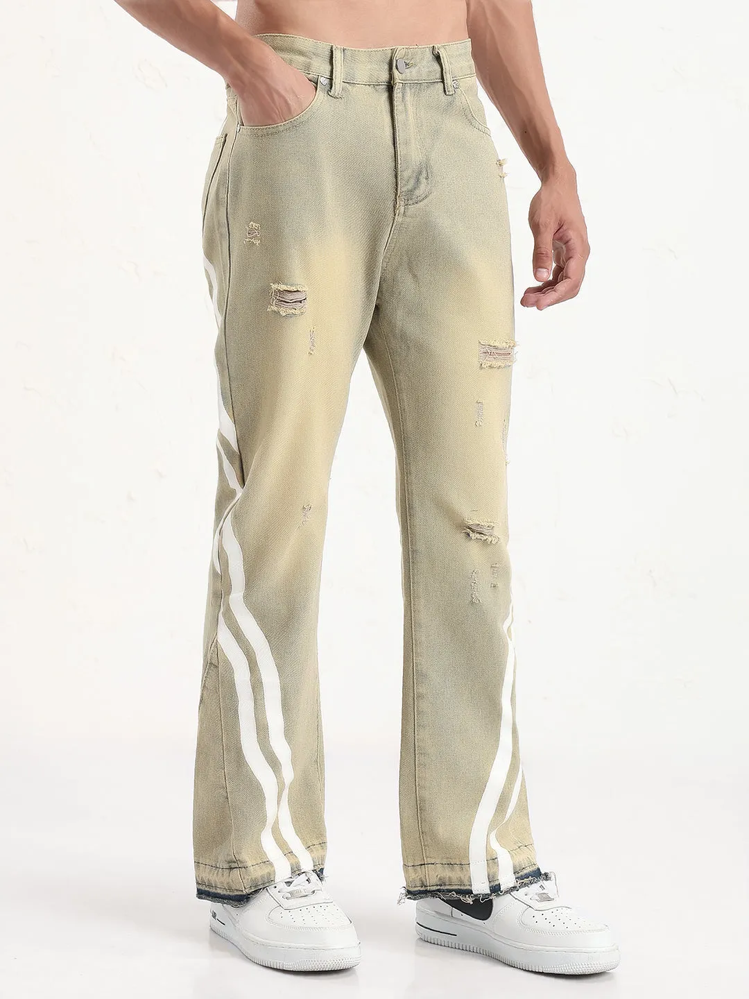Men Beige Distressed Relaxed Fit Jeans